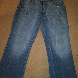 White wash capri